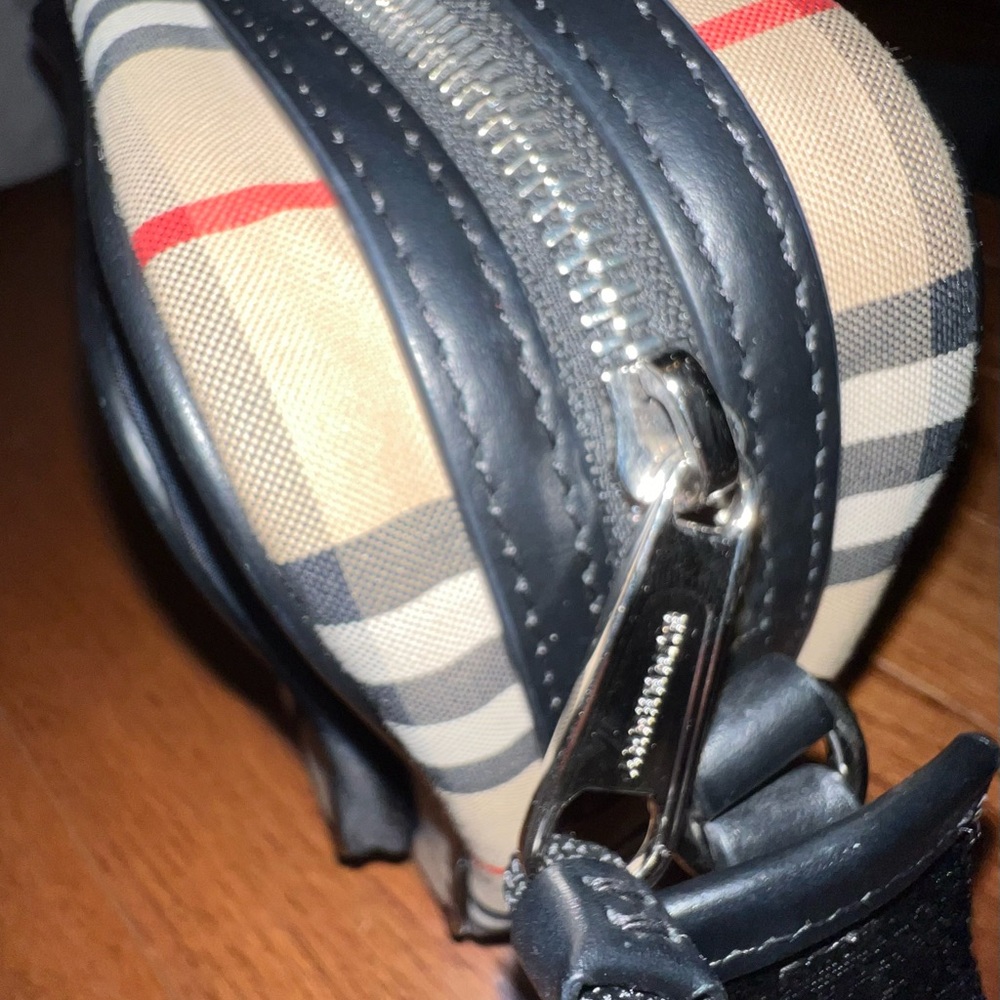 Burberry Tan and Black Camera Bag - Picture 11 of 11
